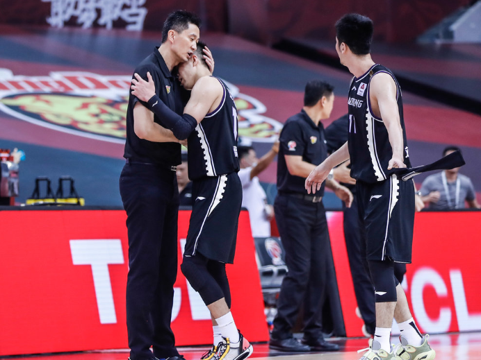 九游体育APP-斯图加特内部会议纪要流出：关键时刻更衣室发声，CBA季后赛使命明确，赛程密集仍需轮换的简单介绍