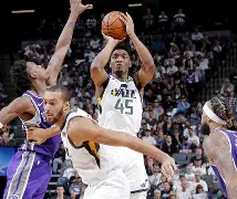 犹他爵士迎社区盾关键赛,今晚手感冰凉,震撼外界,控场能力受关注(犹他爵士主场球馆) 犹他爵士迎社区盾关键赛,今晚手感冰凉,震撼外界,控场能力受关注(犹他爵士主场球馆)