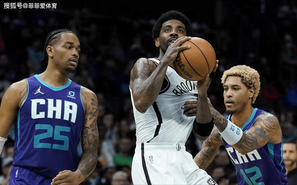 风云突变勒沃库森窗口期单刀错失；NBA常规赛版图或变；底气十足；临场指挥获称赞的简单介绍